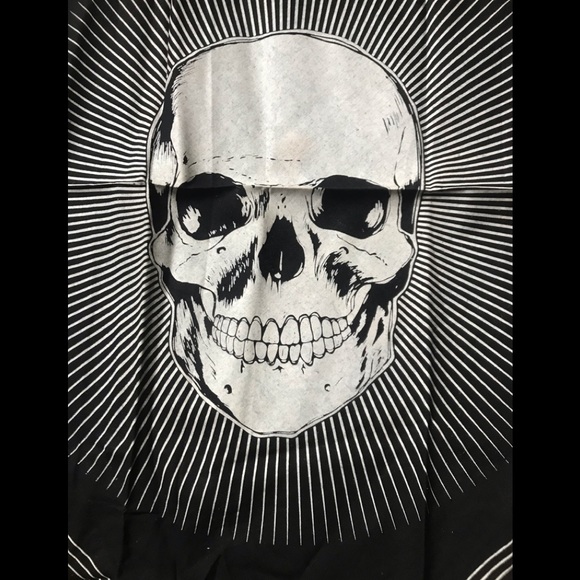 NWOT skull bandana - Picture 2 of 2